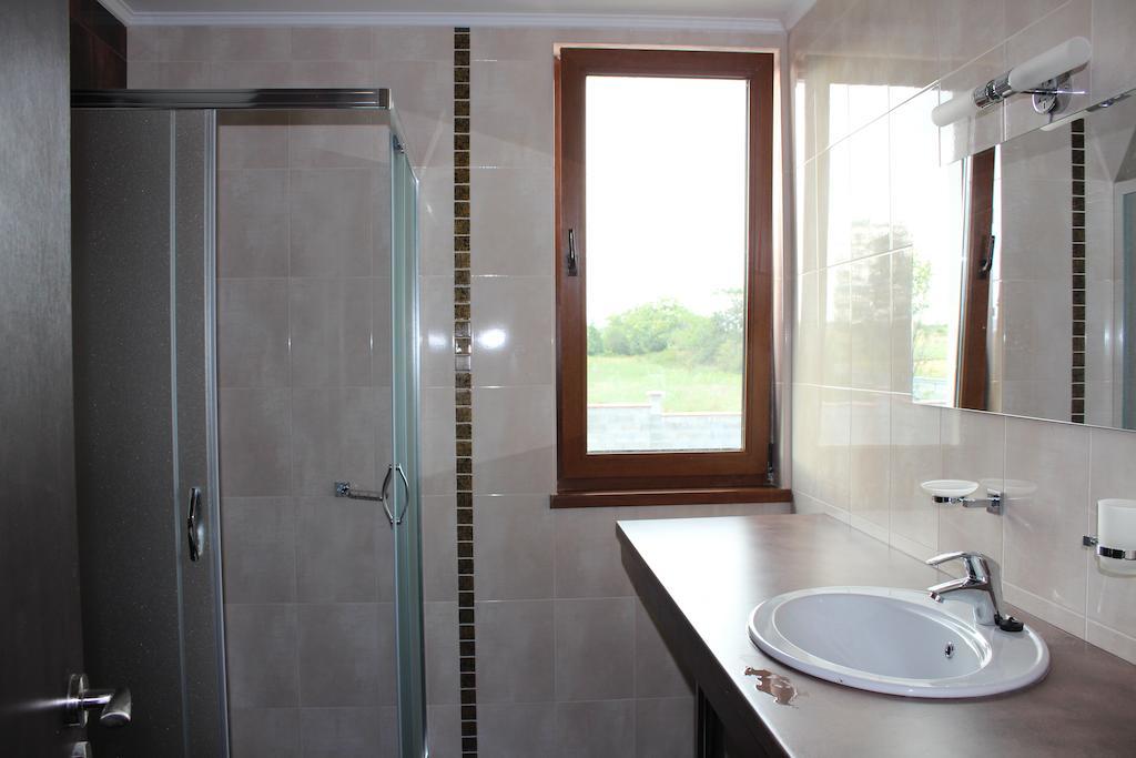 Brilliant Aparthotel Sosopol Zimmer foto