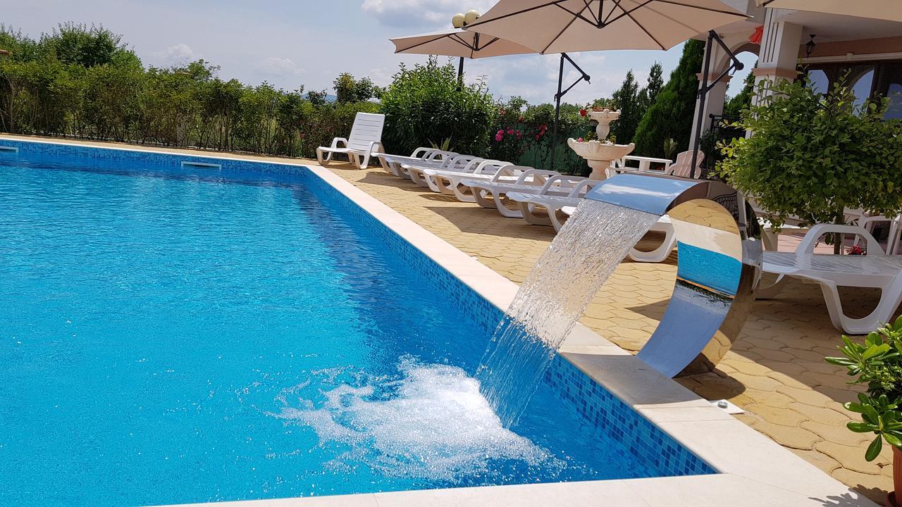 Brilliant Aparthotel Sosopol Exterior foto