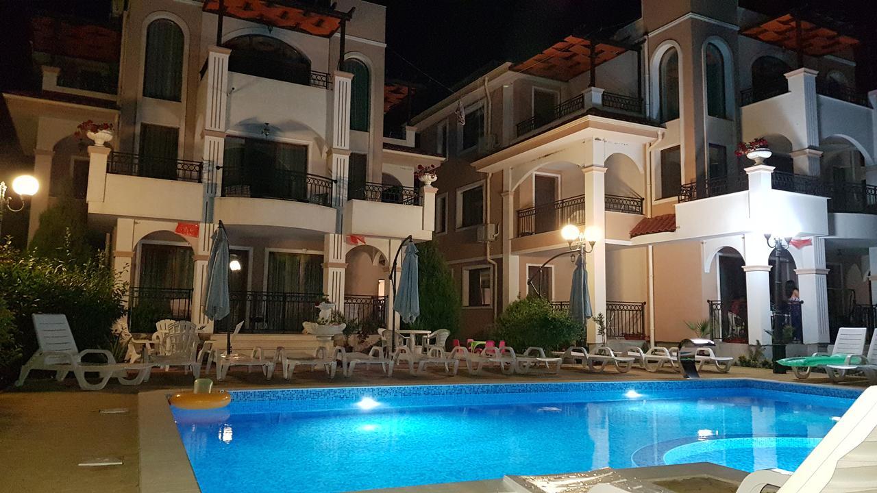 Brilliant Aparthotel Sosopol Exterior foto