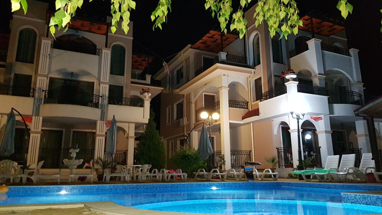 Brilliant Aparthotel Sosopol Exterior foto